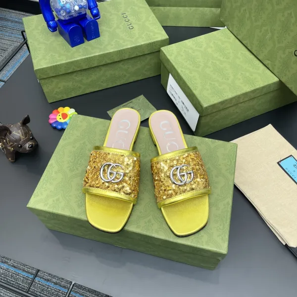 GUCCI SLIPPERS 51