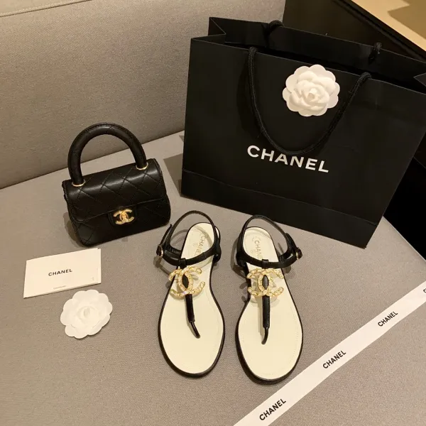 CHANEL SLIPPERS 54