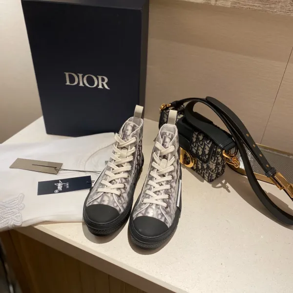 DIOR SNEAKERS 26