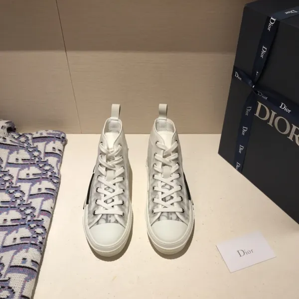 DIOR SNEAKERS 40