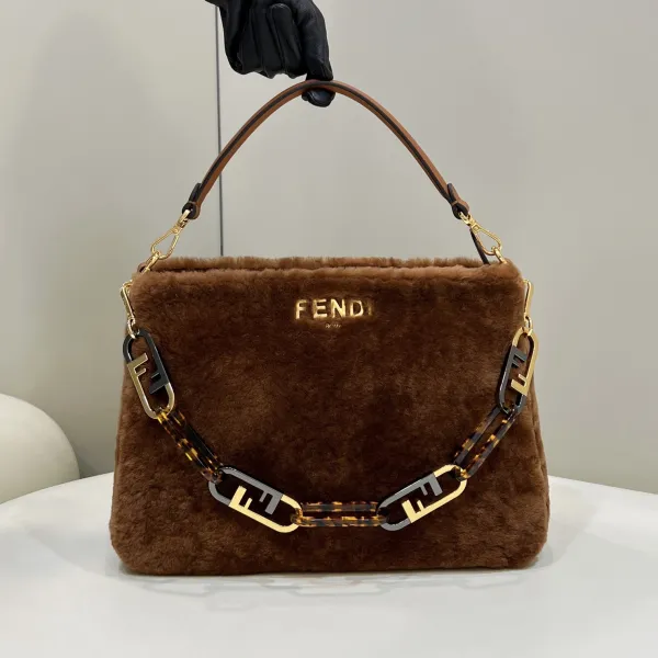 <p>Style:  8580</p>
<p>Size:     36*16*26   CM</p>
<p>Original box & dust bag included</p>