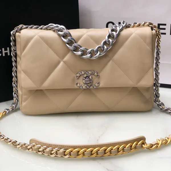 <p>Style: 1161</p>
<p>Size: 30cm * 20 cm * 10 cm</p>
<p>Original box & dust bag included</p>