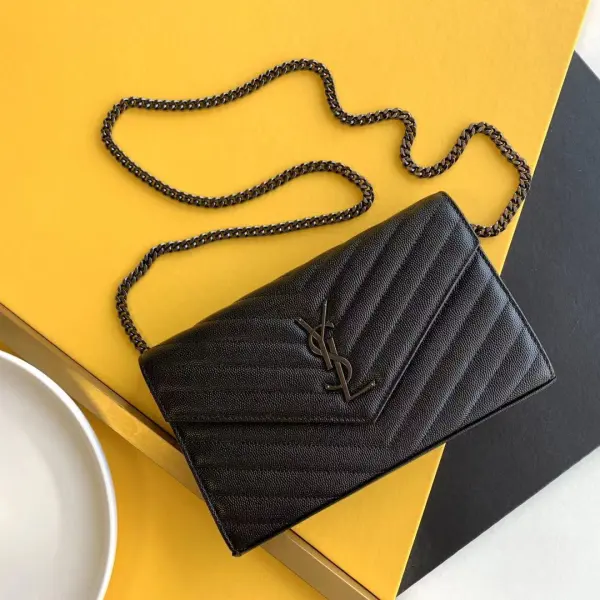 <p>Style:  360452</p>
<p>Size:     22.5*14*4   CM</p>
<p>Original box & dust bag included</p>